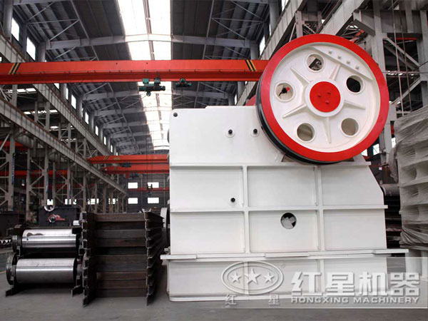 顎式破石機(jī)——石料廠的戰(zhàn)斗機(jī)，石頭的變形機(jī)